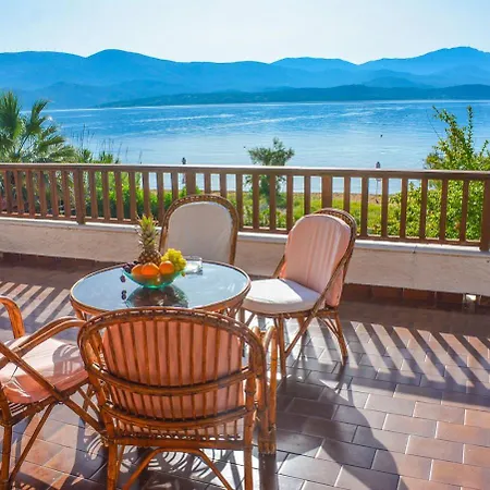 Alekos Houses-alekos Complex Lixouri